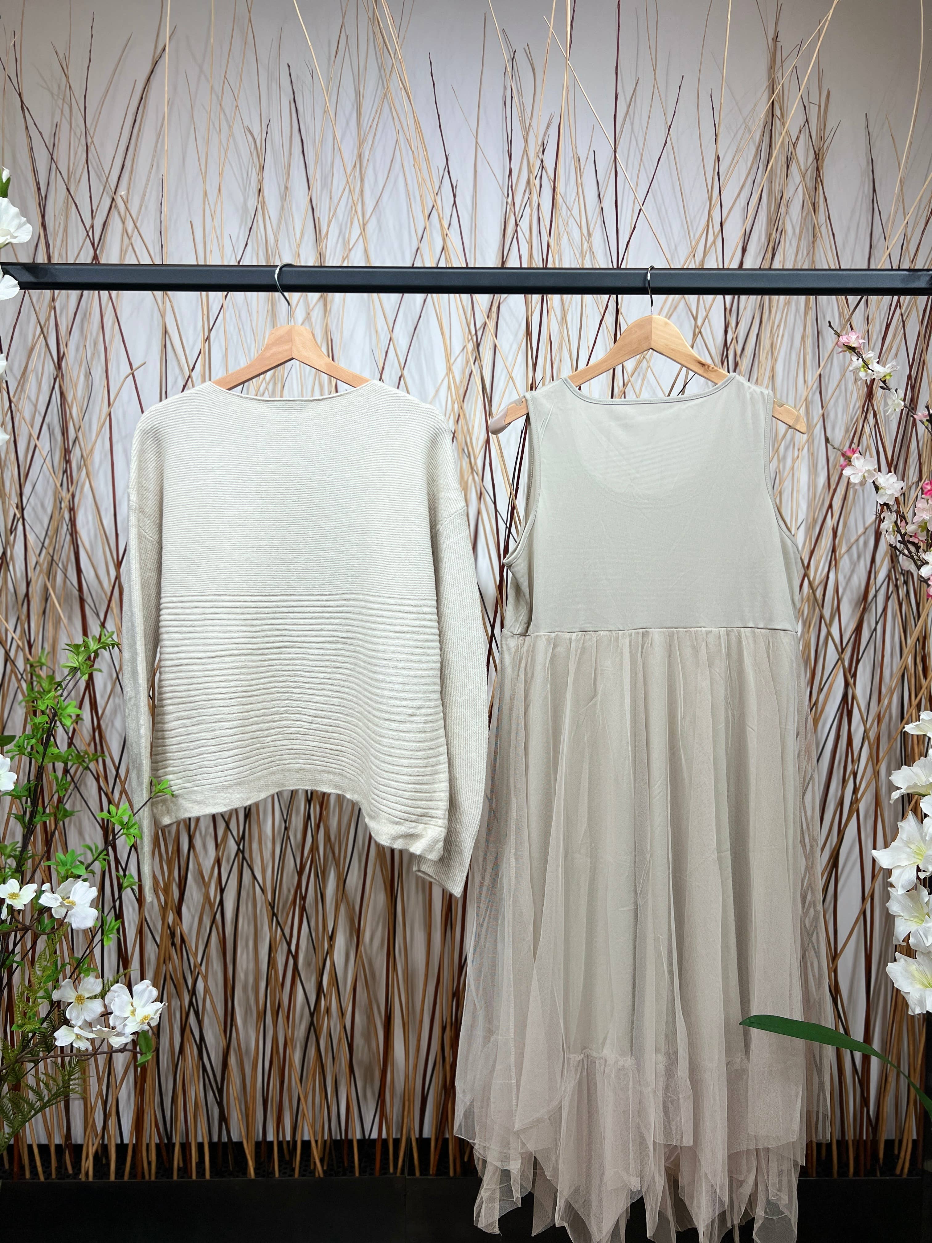 Stillness & Sweep Dress Set